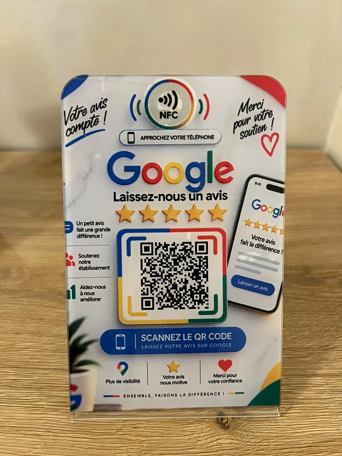 Google Avis · Blanc avec téléphone 2